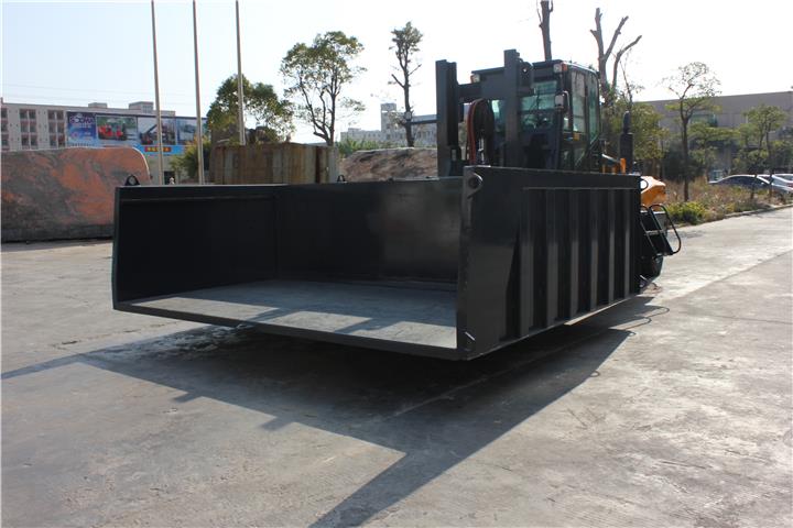 Aluminum-charging Vehicle